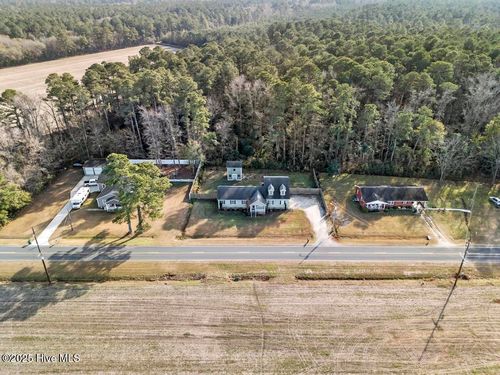 4161 Middle Rd, Trenton, NC, 28585-9067 | Card Image