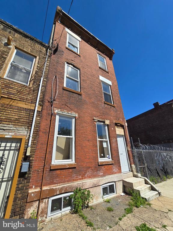 Residential in PHILADELPHIA 3