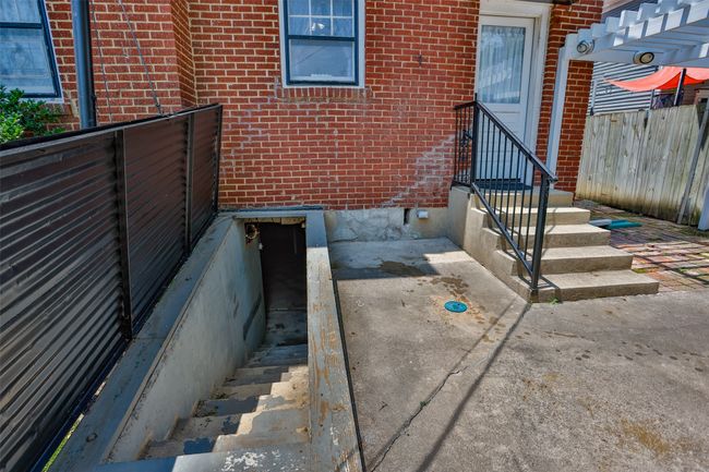 1118 S Lindsay St, House other with 3 bedrooms, 3 bathrooms and null parking in Gainesville TX | Image 37