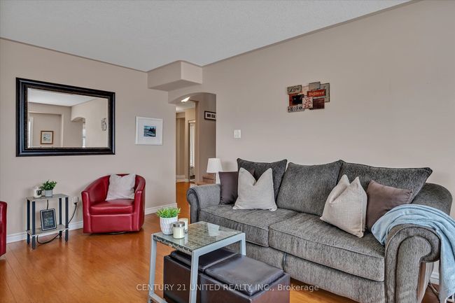 213 Farrier Cres, House other with 4 bedrooms, 4 bathrooms and 4 parking in Peterborough ON | Image 18