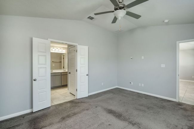 Primary Bedroom | Image 10