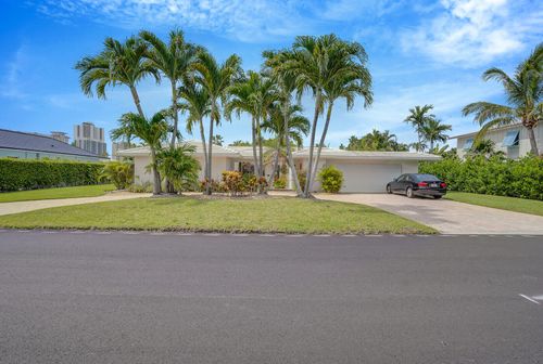 1211 Bimini Ln, Riviera Beach, FL, 33404-2770 | Card Image