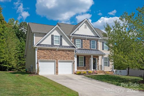 945 Vogel Way, Fort Mill, SC, 29715-5904 | Card Image