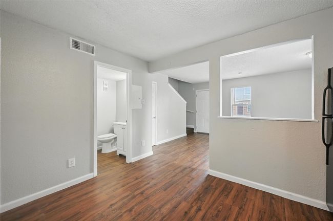3048 Tudor Ln, Townhouse with 2 bedrooms, 2 bathrooms and null parking in Irving TX | Image 11