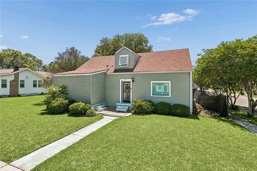 3740 Fairmont Dr, New Orleans, LA, 70122-4711 | Card Image