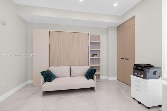 APT-4606 - 18201 Collins Ave, Condo with 2 bedrooms, 3 bathrooms and null parking in Sunny Isles Beach FL | Image 27