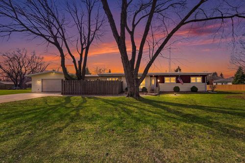 N5954 Deming Place, Fond Du Lac, WI, 54935 | Card Image