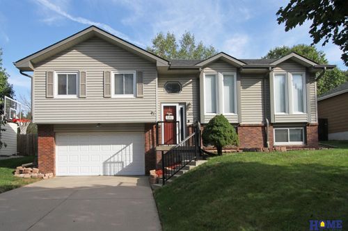 8012 Meredeth St, Lincoln, NE, 68506-5939 | Card Image