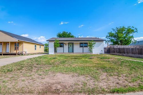 907 E 15th St, Big Spring, TX, 79720-4735 | Card Image