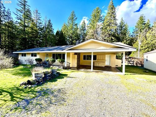 55433 Mckenzie Hwy, Blue River, OR, 97413-9715 | Card Image