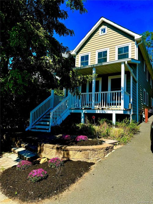 282 High Ave, Nyack, NY, 10960-2407 | Card Image