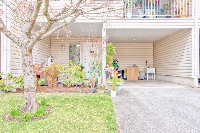 13 - 765 School Road, Townhouse with 3 bedrooms, 1 bathrooms and 2 parking in Gibsons BC | Image 3
