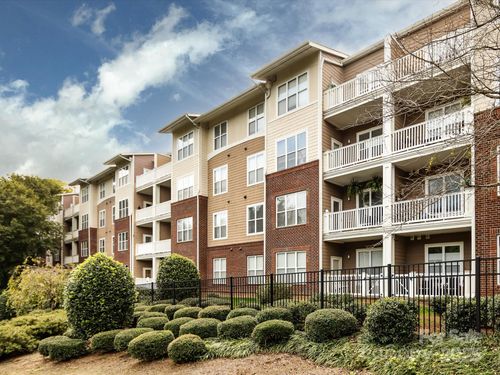apt-216-1000 E Woodlawn Rd, Charlotte, NC, 28209-2869 | Card Image