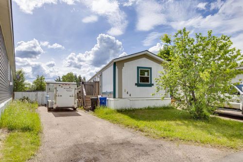 144 Grecian Pl, House with 3 bedrooms, 2 bathrooms and 2 parking in Fort Mcmurray AB | Card Image