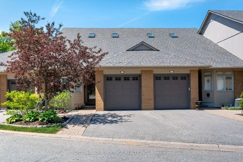 22 Wave Hill Way, Markham, ON, L6E1J2 | Card Image