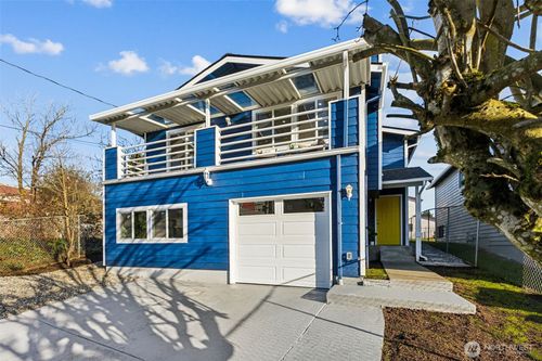 7002 42nd Avenue S, Seattle, WA, 98118 | Card Image