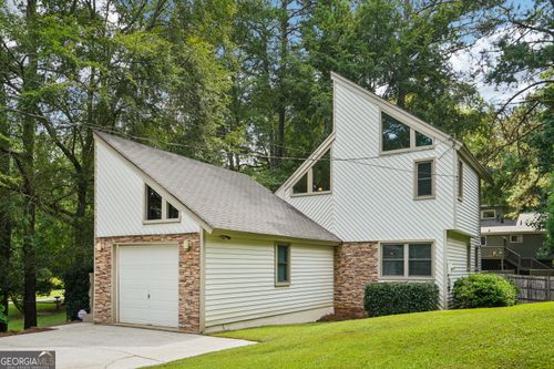 7898 Norris Lake Rd, Snellville, GA, 30039-6758 | Card Image