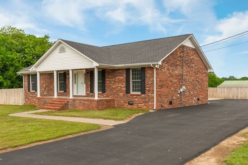 1664 Fishing Ford Rd, Belfast, TN, 37019-2054 | Card Image