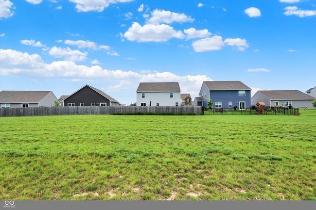 6645 Honeysuckle Way, House other with 5 bedrooms, 4 bathrooms and null parking in Pendleton IN | Image 40