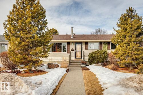 9124 167 St Nw, Edmonton, AB, T5R2T9 | Card Image