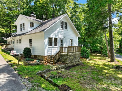 7 Bowers Rd, Black Mountain, NC, 28711-8415 | Card Image