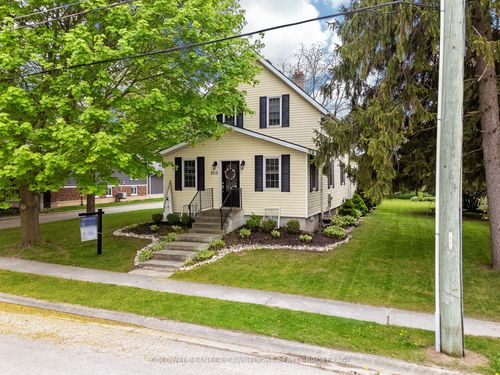 103 Richmond St S, Hensall, ON, N0M1X0 | Card Image
