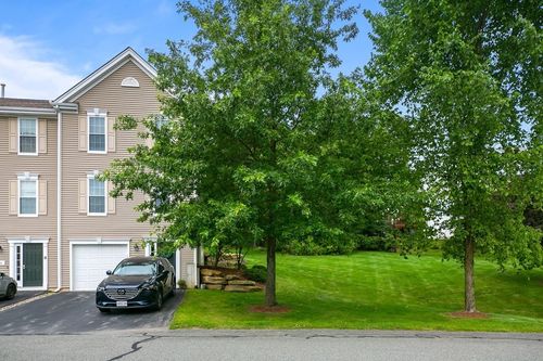 77-77 Buttercup Ln, South Grafton, MA, 01560-1254 | Card Image