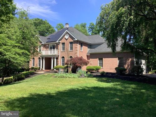 4 Pond View Ln, TITUSVILLE, NJ, 08560-1415 | Card Image