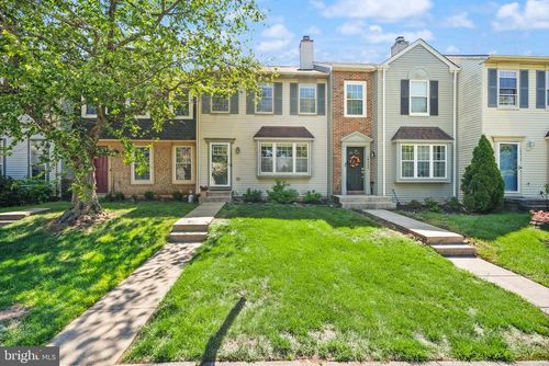 14507 Castleford Ct, CENTREVILLE, VA, 20121-2528 | Card Image