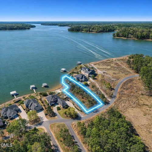 3305 Lake Pointe Dr, Belmont, NC, 28012-6753 | Card Image