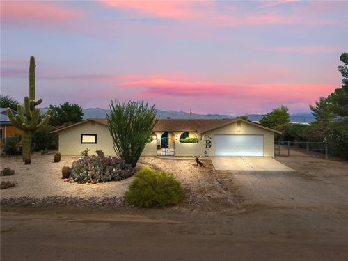 3596 N Neptune Way, Golden Valley, AZ, 86413-7942 | Card Image
