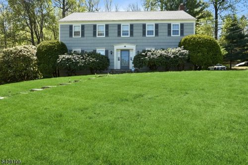 68 Center Ave, Morristown, NJ, 07960-5006 | Card Image