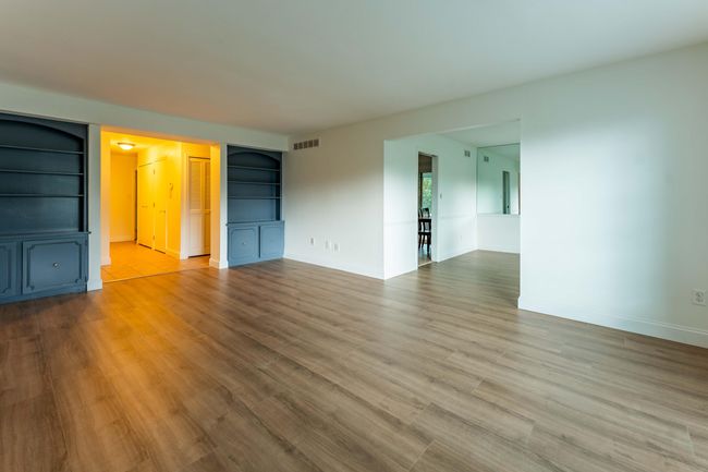 Family Room | Image 15