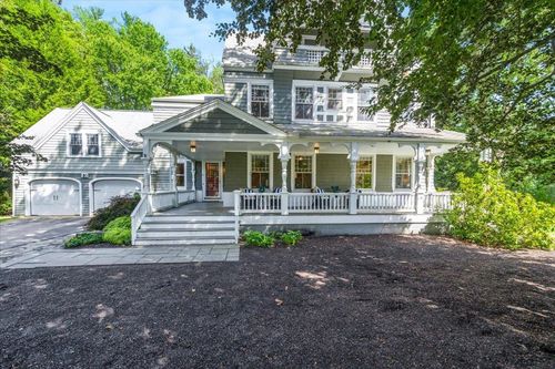 80 Court St, Exeter, NH, 03833-2726 | Card Image
