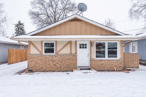 19451 Hoag Ct, Mundelein, IL, 60060-4014 | Card Image