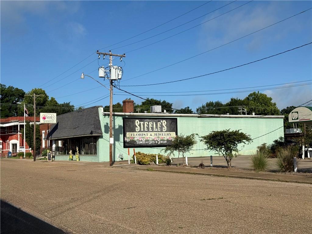 Commercial Sale in Bunkie 4