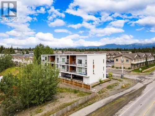 20 Wann Rd, Whitehorse, YT, Y1A5K9 | Card Image