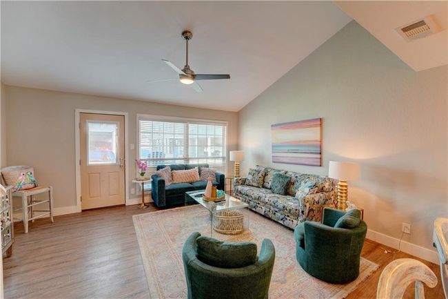 UNIT-1303 - 715 Beach Access Road 1 A, Condo with 2 bedrooms, 2 bathrooms and 2 parking in Port Aransas TX | Image 6