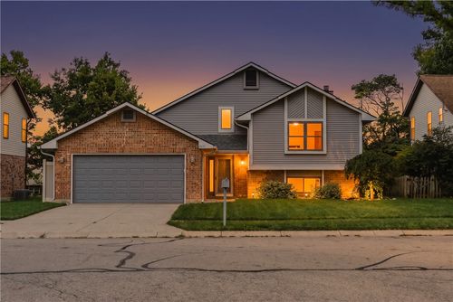 6675 Loblolly Dr, Dayton, OH, 45424-6505 | Card Image