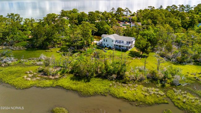 5 West Ct, House other with 6 bedrooms, 5 bathrooms and 1 parking in Pine Knoll Shores NC | Image 62