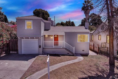 246 Viewmont Ave, Vallejo, CA, 94590-3587 | Card Image