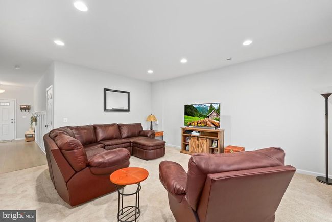 492 Parkland Dr, Townhouse with 3 bedrooms, 4 bathrooms and null parking in STEPHENSON VA | Image 4