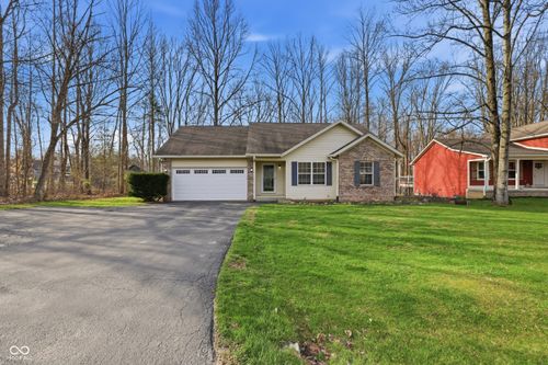 30 Victory Hl, Coatesville, IN, 46121-8961 | Card Image