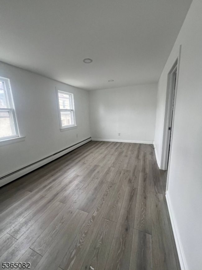 669 Van Houten Ave, Home with 0 bedrooms, 0 bathrooms and null parking in Clifton NJ | Image 12