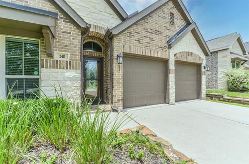 248 Clementine Ct, Montgomery, TX, 77316-1643 | Card Image