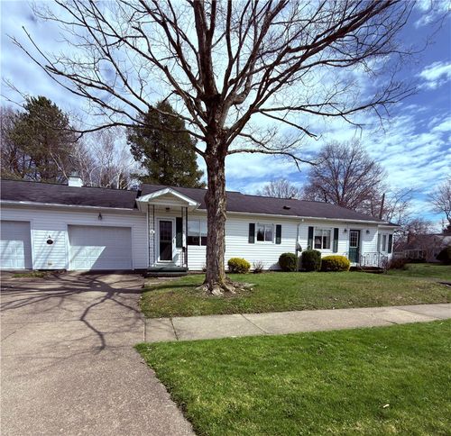 76 1st Ave, Greenville, PA, 16125-1874 | Card Image