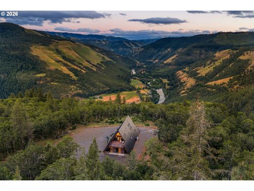 20 Incline Dr, Lyle, WA, 98635-9114 | Card Image