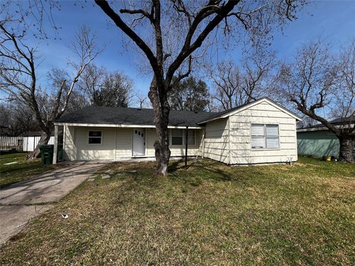 5727 Doolittle Blvd, Houston, TX, 77033-1901 | Card Image