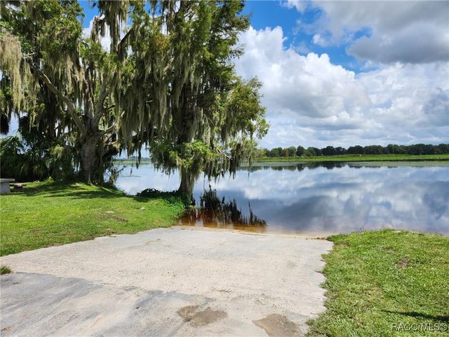 11211 Se 201 St St, House other with 4 bedrooms, 2 bathrooms and 1 parking in INGLIS FL | Image 15