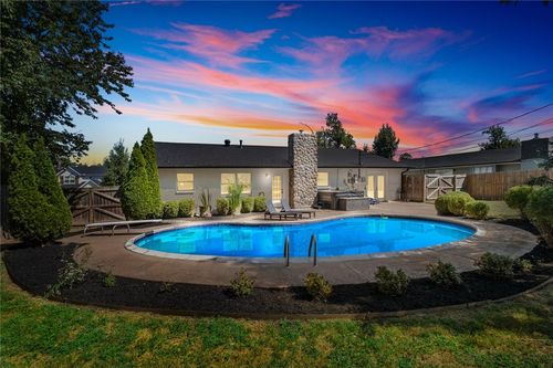 1406 W Pine St, Rogers, AR, 72758-4172 | Card Image